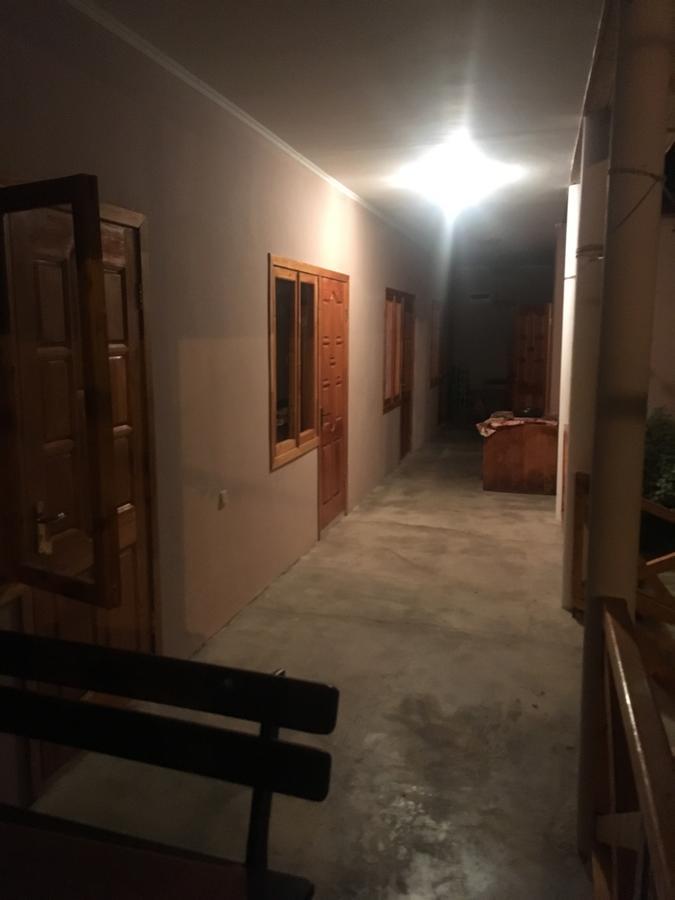 Homestay On Akademika Sakharova Soechoemi Buitenkant foto
